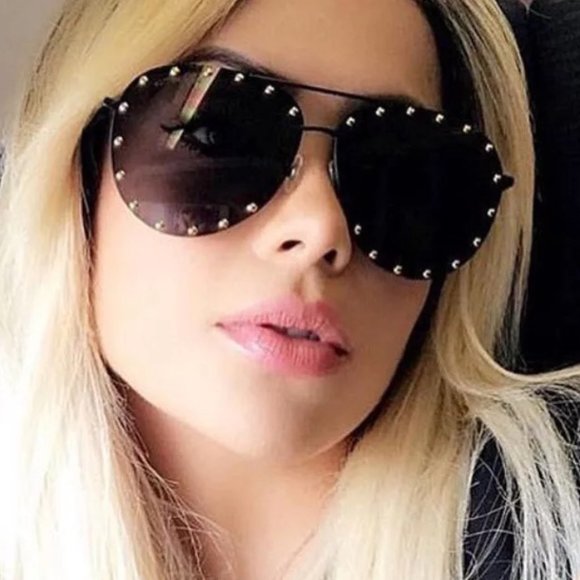 NEW Rivet-Detailing Rimless Pilot Sunglasses - Picture 3 of 12